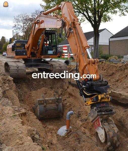 Case 250C met verdichtingsrol