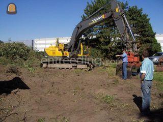Volvo EC 240 Omgeving Roosendaal