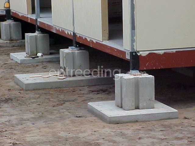 Projecten / werken poeren fundatie