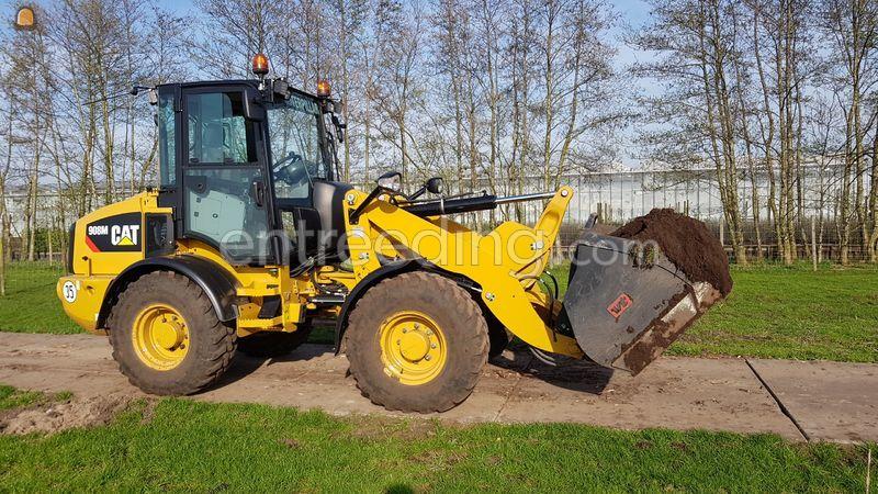 CAT  908M