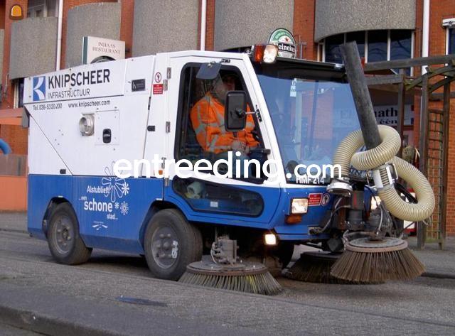 Hoffmans veeg/zuigauto 