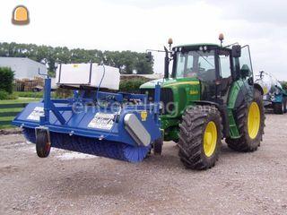 John Deere 6620 met veegb... Omgeving Alphen a/d Rijn