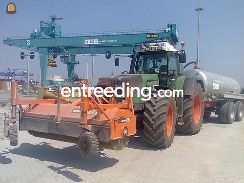 Fendt 920 + waterwagen en bezem