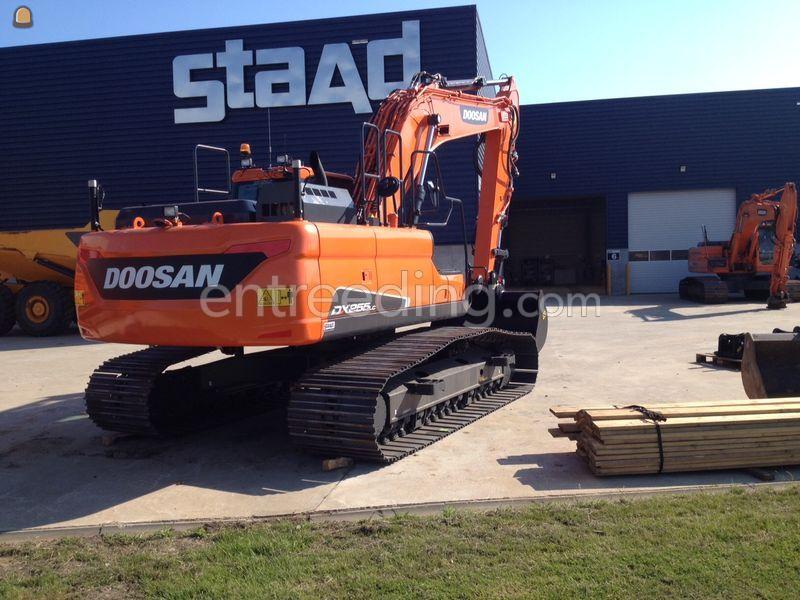 Doosan DX255LC-5