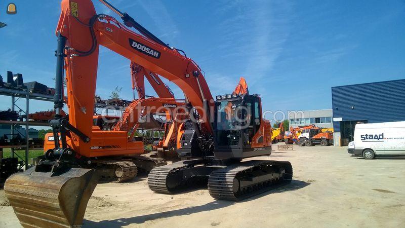 Doosan DX235LCR-5