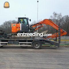 Hitachi ZX85 met vervoer ... Omgeving De IJsselsteden