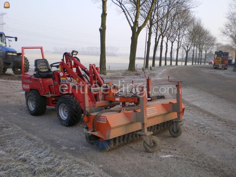 Schaeffer 22 + Rolbezem.