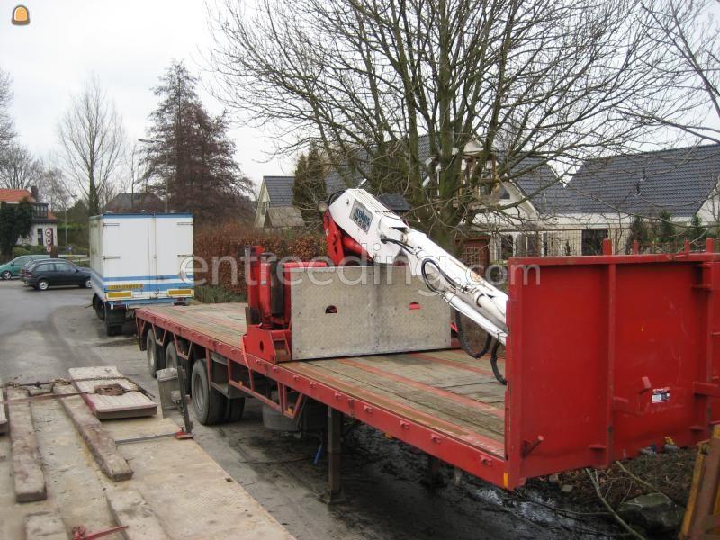 Scania 143 6x2 met stenen/platentrailer