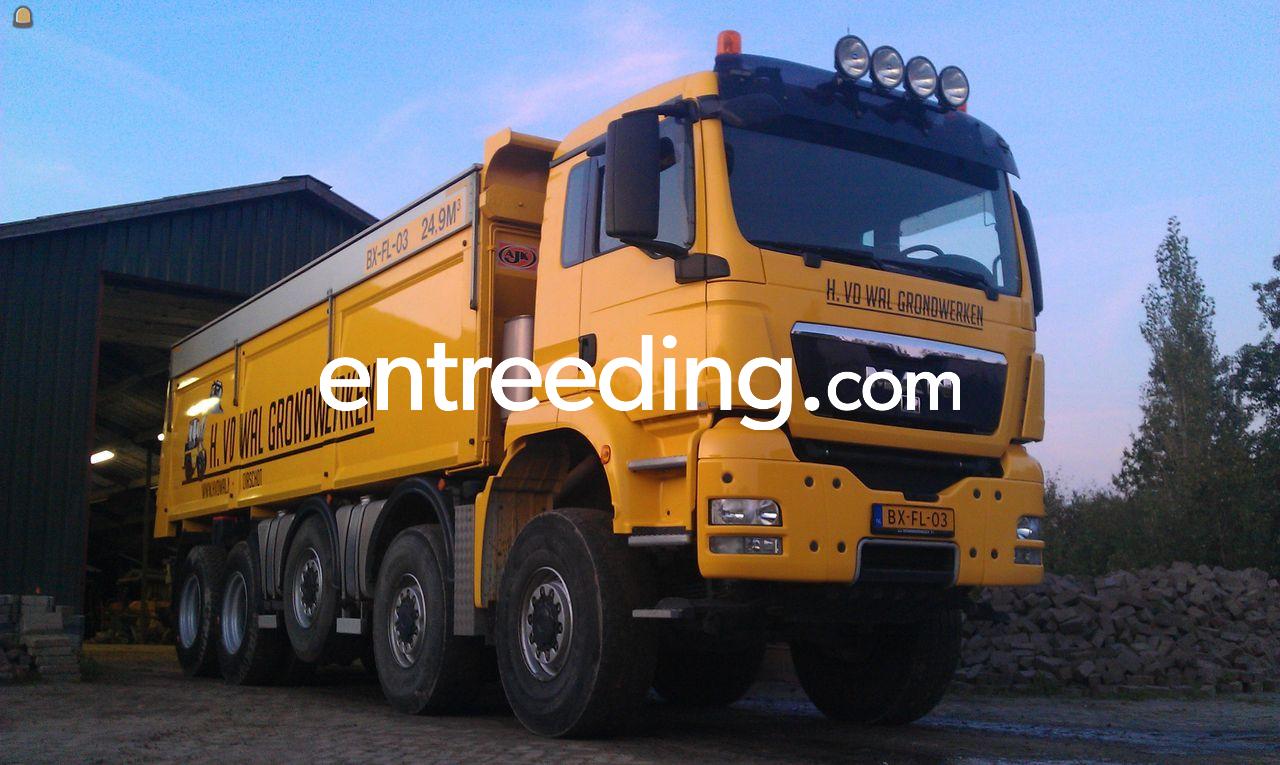 H. van de Wal grondwerken uit Oirschot