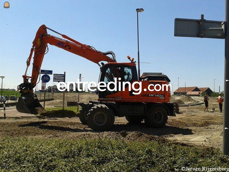 Doosan 160 met vast draaikantelstuk+overdruk