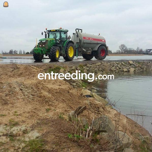John Deere + waterwagen 10m3
