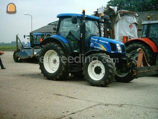 Trekker + veegmachine Omgeving Waalwijk