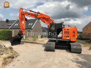 hitachi 225-6 Omgeving Breskens