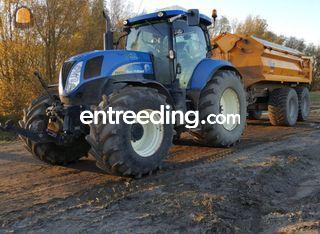 Tractor met Veenhuis JVZK... Omgeving De Drechtsteden
