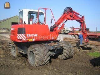 Takeuchi  TB175w Omgeving Leiden