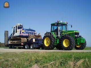 Trekker met dieplader Omgeving Terneuzen