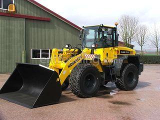 Komatsu WA250 Omgeving Wijk bij Duurstede