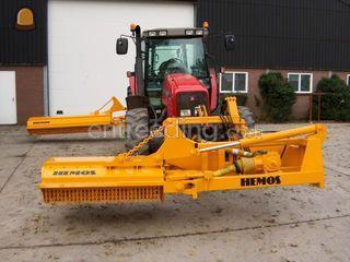 MF6270 + Hemos klepelmaai... Omgeving Hoekse Waard