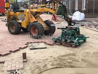 Knikmops 130 met hunkling... Omgeving Liemers