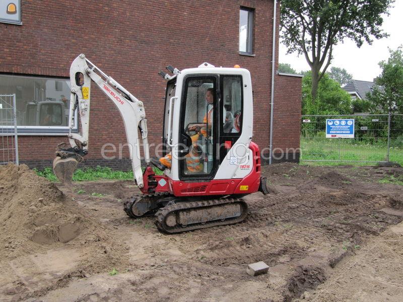 Takeuchi TB216