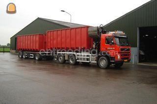 Volvo met kipperaanhanger