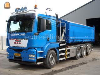 MAN 8x4 kraan + haakarm Omgeving Lisse