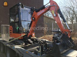 Hitachi ZX19-5 Omgeving Hoorn