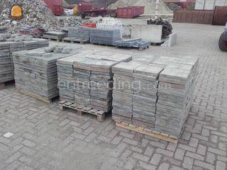 betontegel 30 x 30 x4,5 c... Omgeving Groningen West