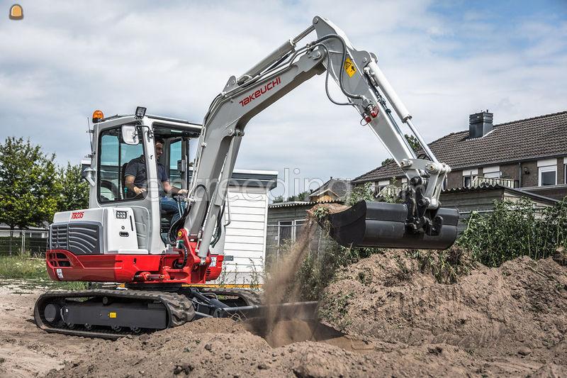 Takeuchi TB 235