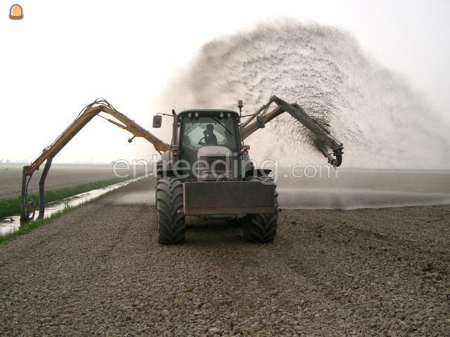 JD + baggerpomp en spuitkar