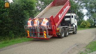 splitstrooier achter vrac... Omgeving Roosendaal