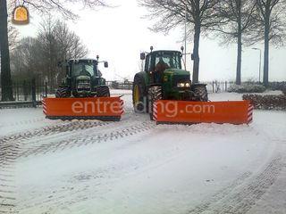 John Deere + sneeuwschuif Omgeving Maarssen