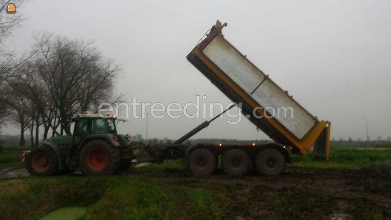 Fendt 924 +  carrier