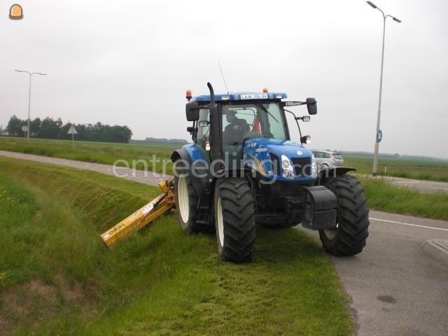 New Holland TS115