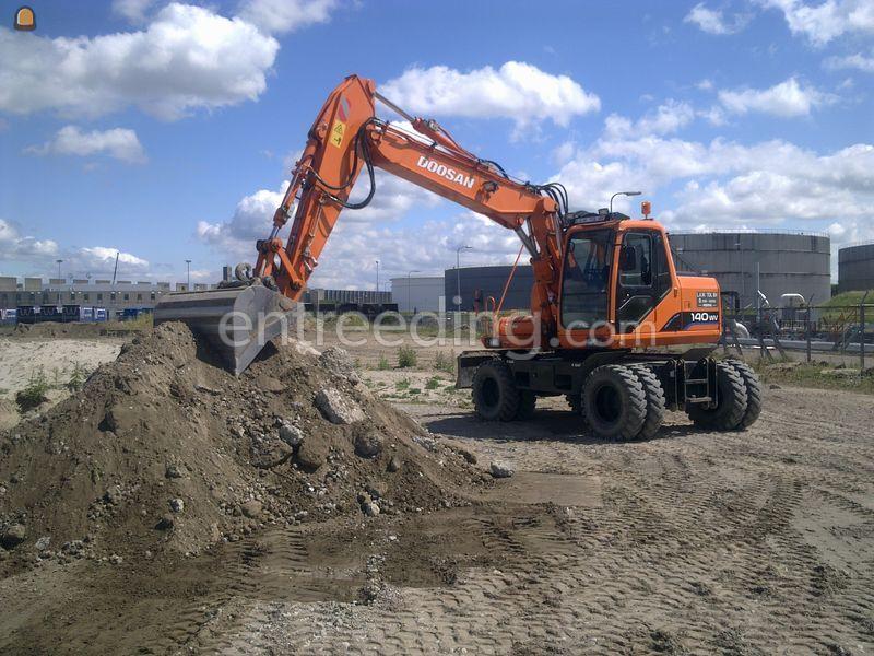 Doosan DX140