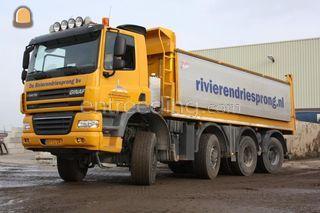 Ginaf 8x6 w.s. Omgeving De Drechtsteden