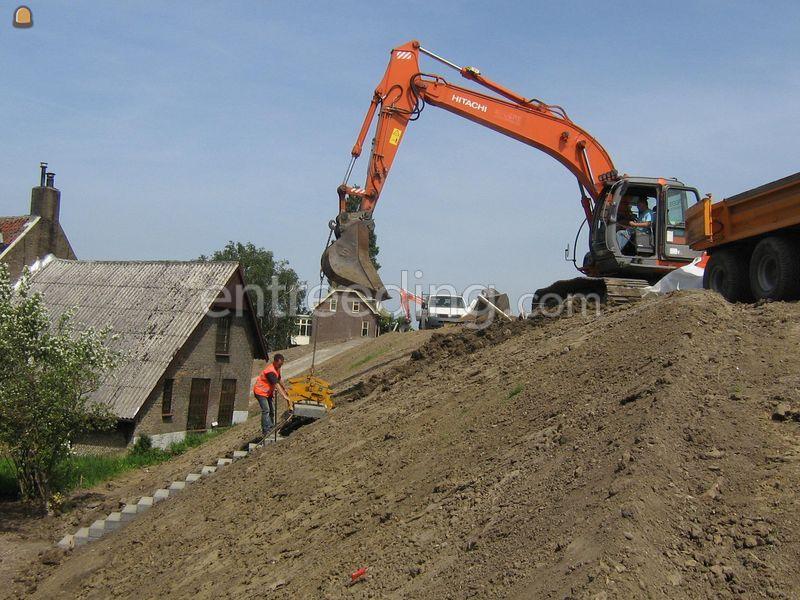 Trappen leggen, Dijkverzwaring Nederdlek
