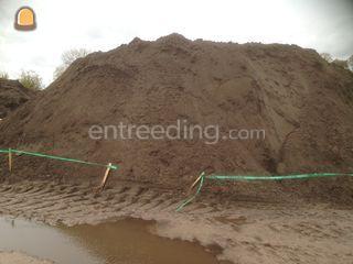 gezeefde zwarte grond Omgeving Lochem