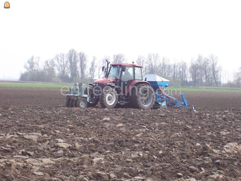 New Holland TS100 + Huma zaaimachine