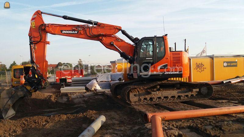Doosan 235 Binnendraaier