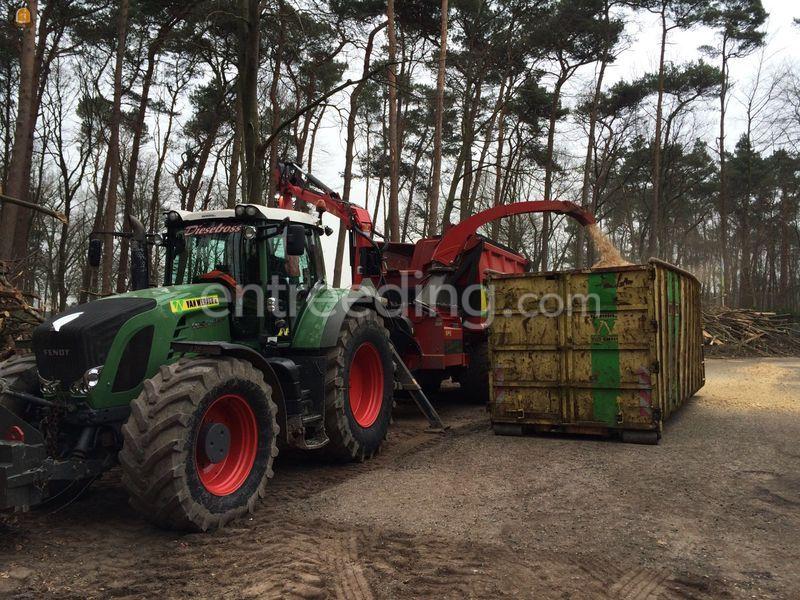 Trekker met Greentec houtversnipperaar