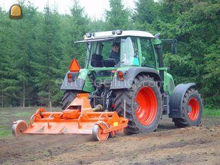 Tractor met Howard frees ... Omgeving Hilversum