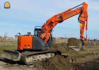 Hitachi ZX135-3 Omgeving Langedijk