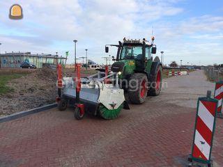 Fendt 820 + Bezem Omgeving Langedijk