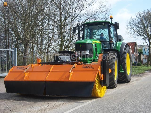 John Deere 6930 + veegmachine