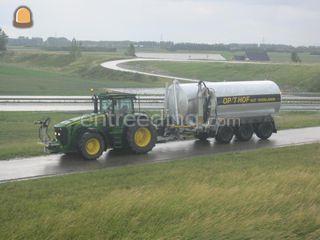 John Deere 8530 + waterwa... Omgeving Goes