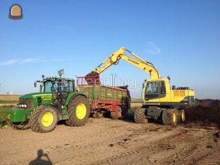 John Deere 7430 Omgeving Goes