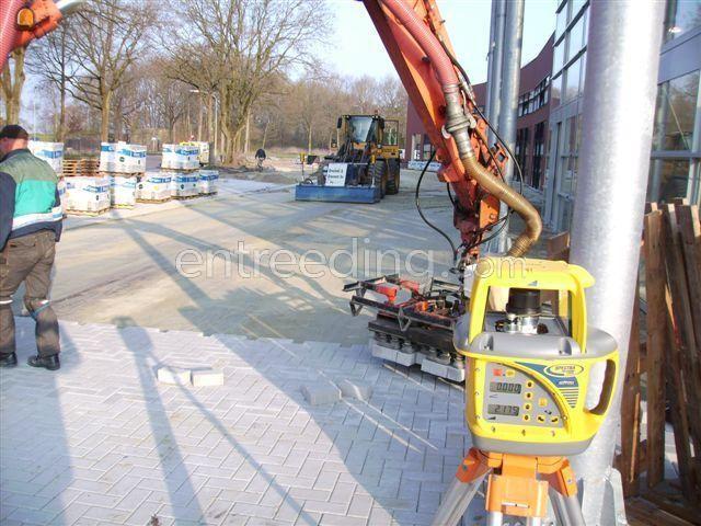 Volvo L60 F met leveler