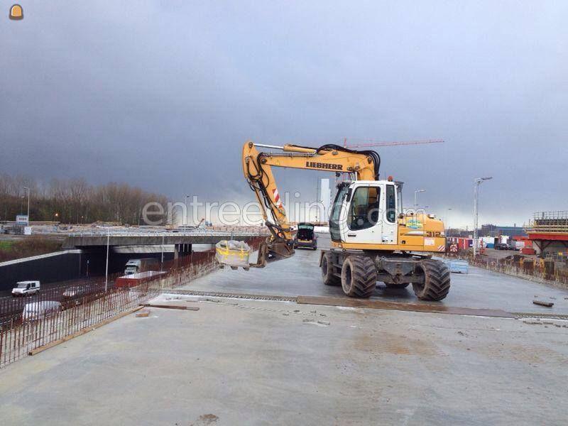 Liebherr 312