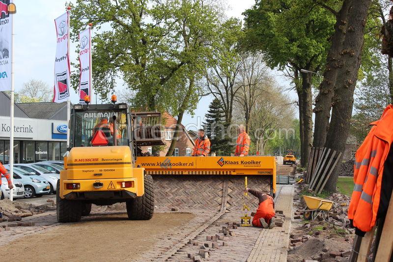 Road Printer / Tigerstone. 4,5 of 6 meter breed.